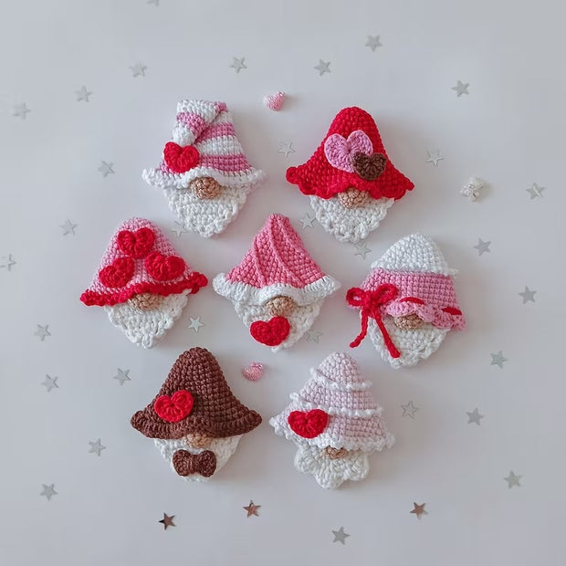 Set of 7 gnome with hearts, Cute Valentine’s Day pattern