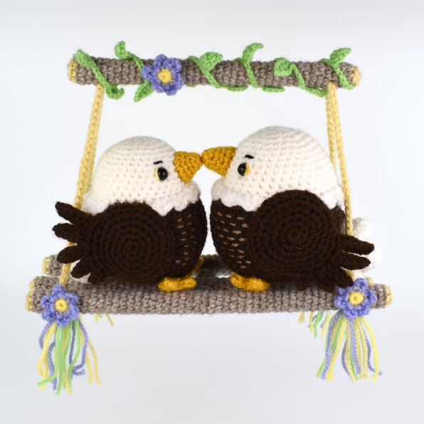 Feathered friends birds crochet pattern